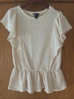 Daytrip Cream Ruffle-Sleeve Peplum Knit Top